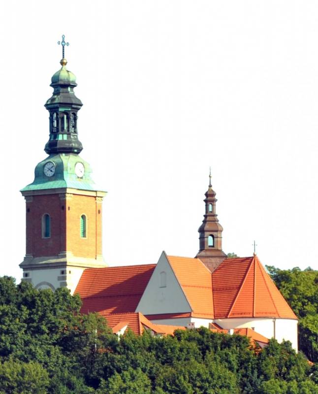 Barokowy klasztor i kościół oo. Bernardynów
